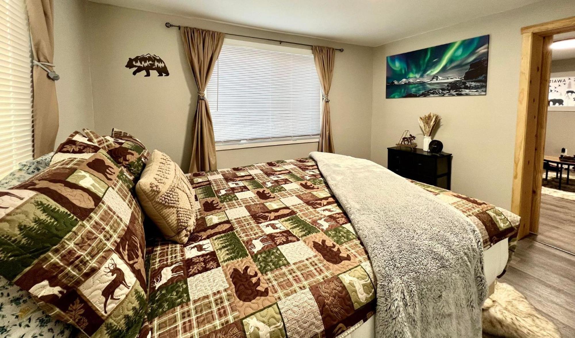 Appartamento Log House In Heart Of Anchorage Esterno foto